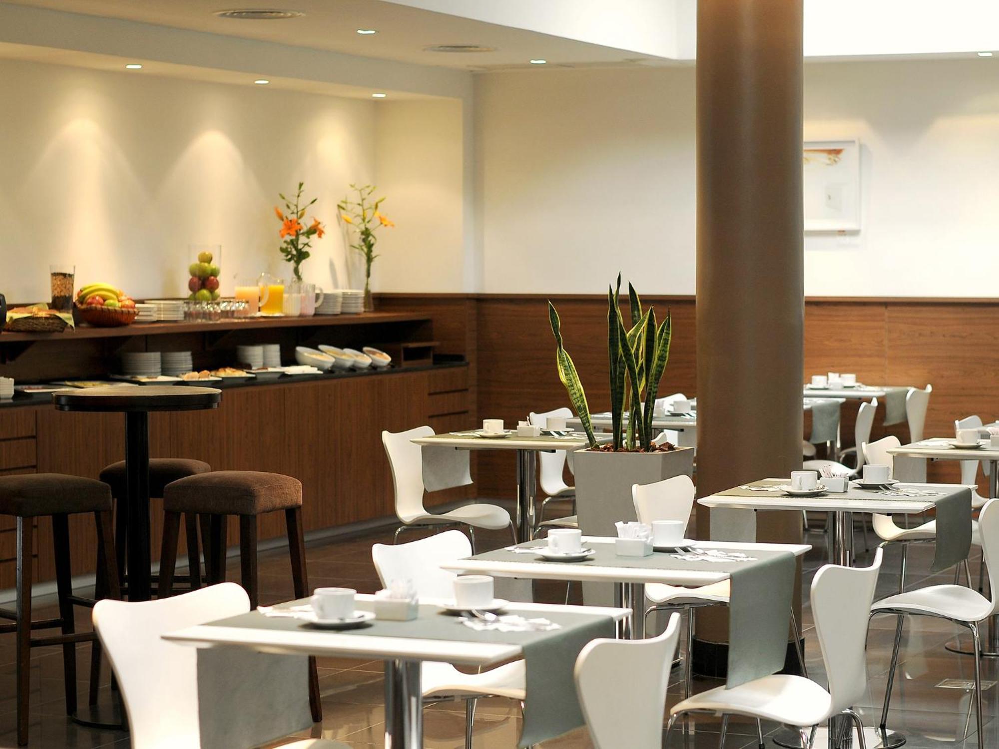 Dazzler By Wyndham Buenos Aires Maipu Hotel ภายนอก รูปภาพ