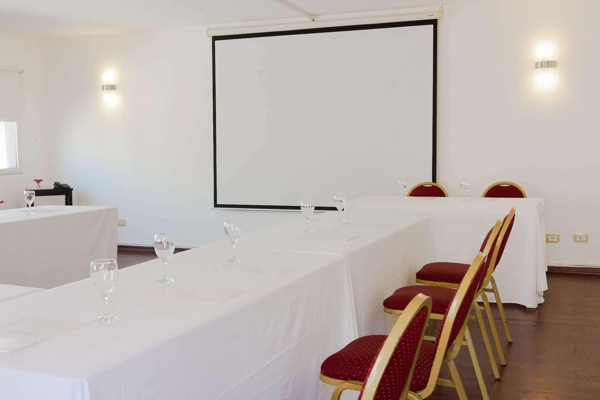 Dazzler By Wyndham Buenos Aires Maipu Hotel ภายนอก รูปภาพ