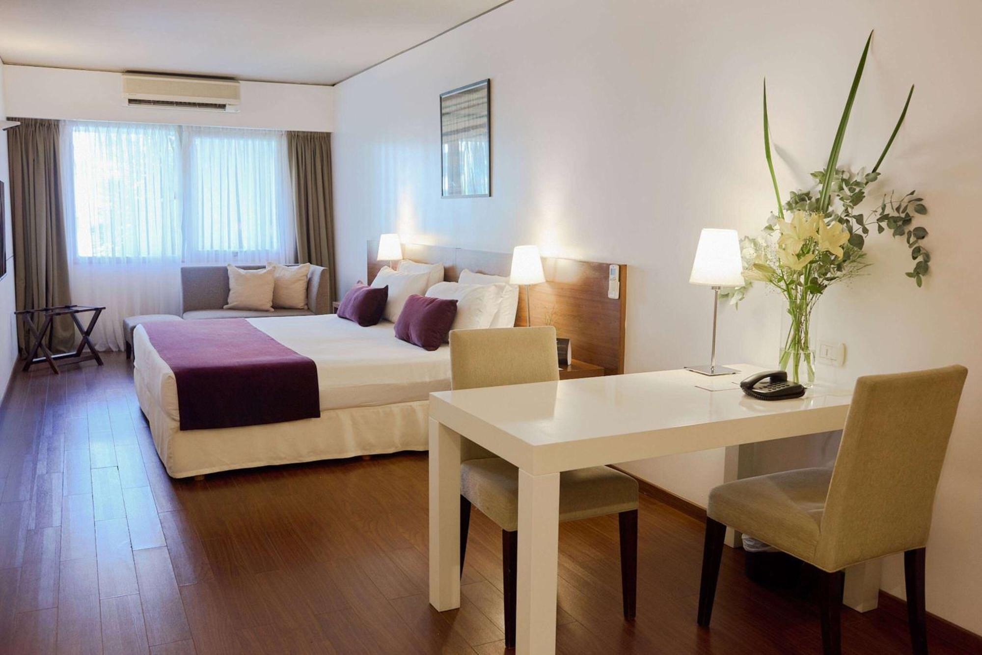 Dazzler By Wyndham Buenos Aires Maipu Hotel ภายนอก รูปภาพ