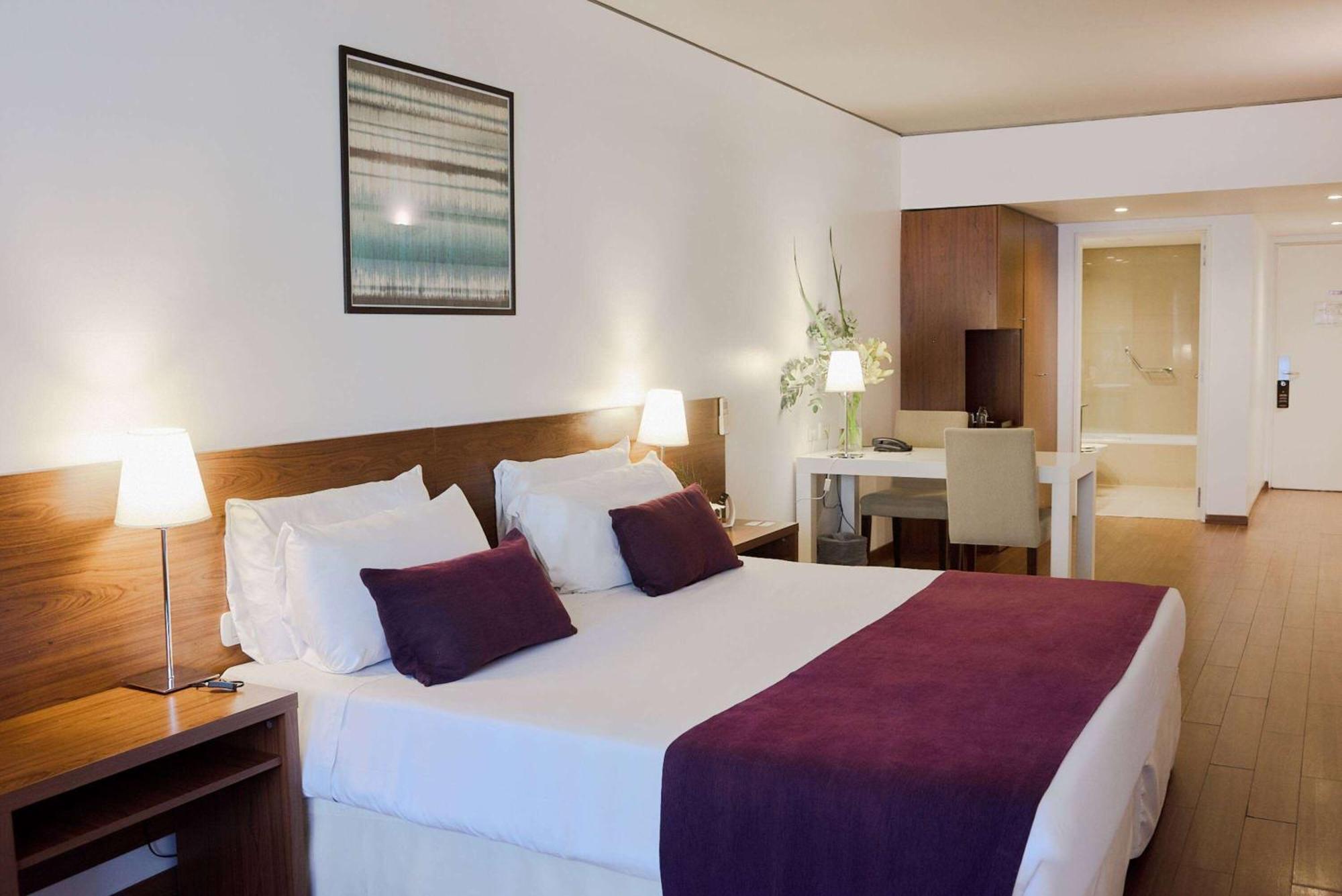 Dazzler By Wyndham Buenos Aires Maipu Hotel ภายนอก รูปภาพ