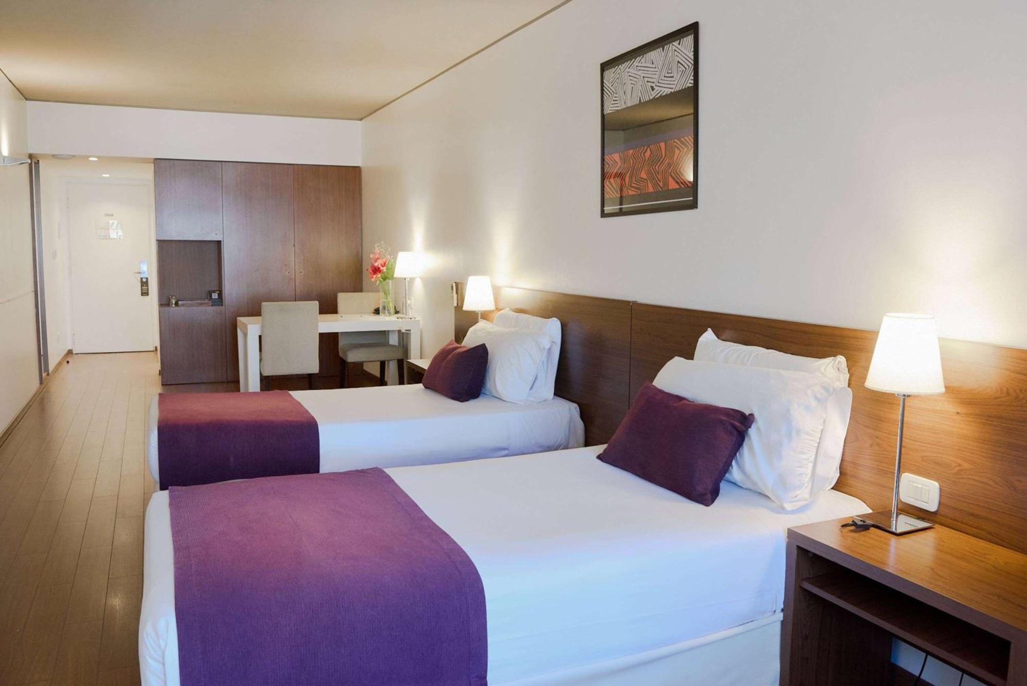 Dazzler By Wyndham Buenos Aires Maipu Hotel ภายนอก รูปภาพ