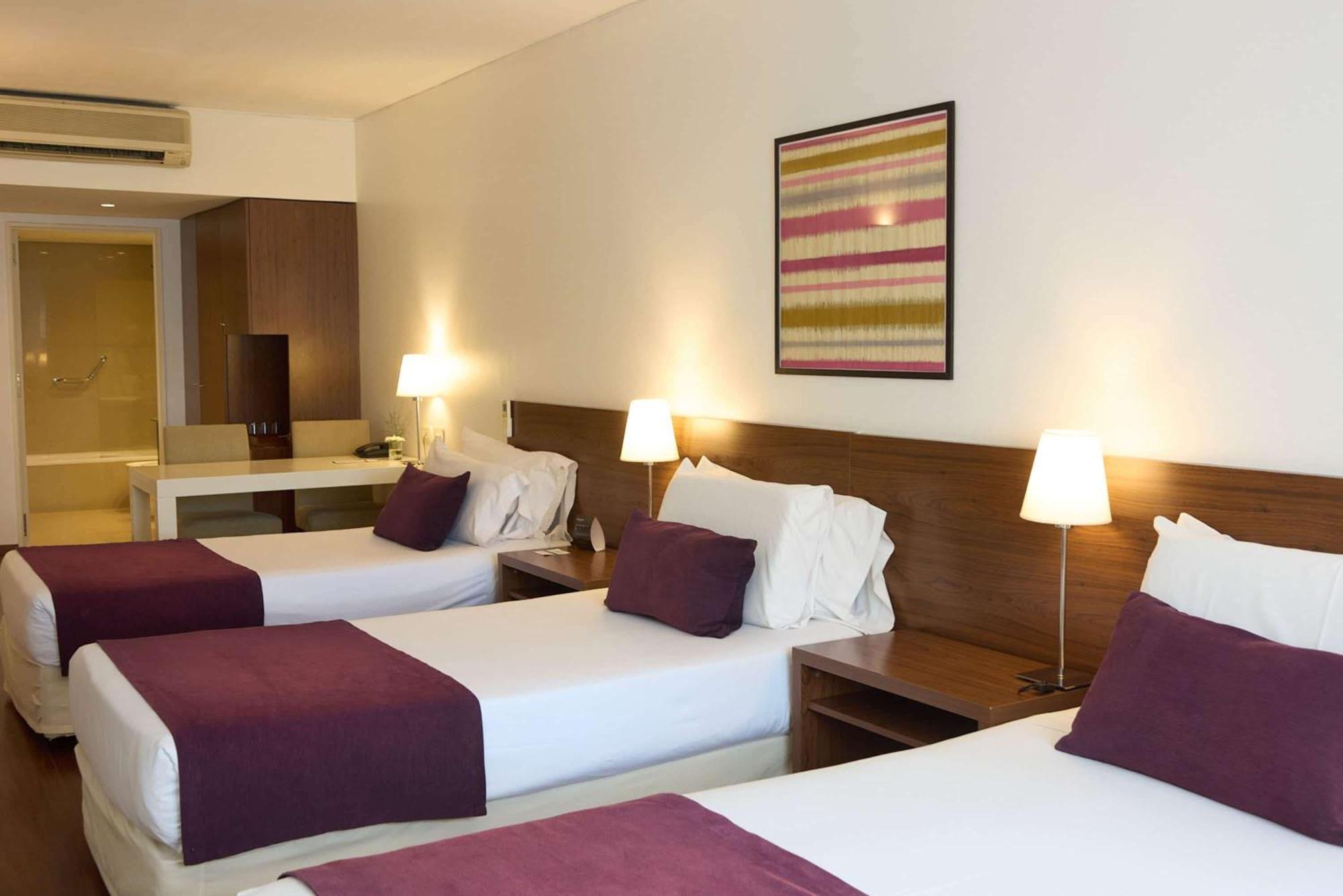 Dazzler By Wyndham Buenos Aires Maipu Hotel ภายนอก รูปภาพ