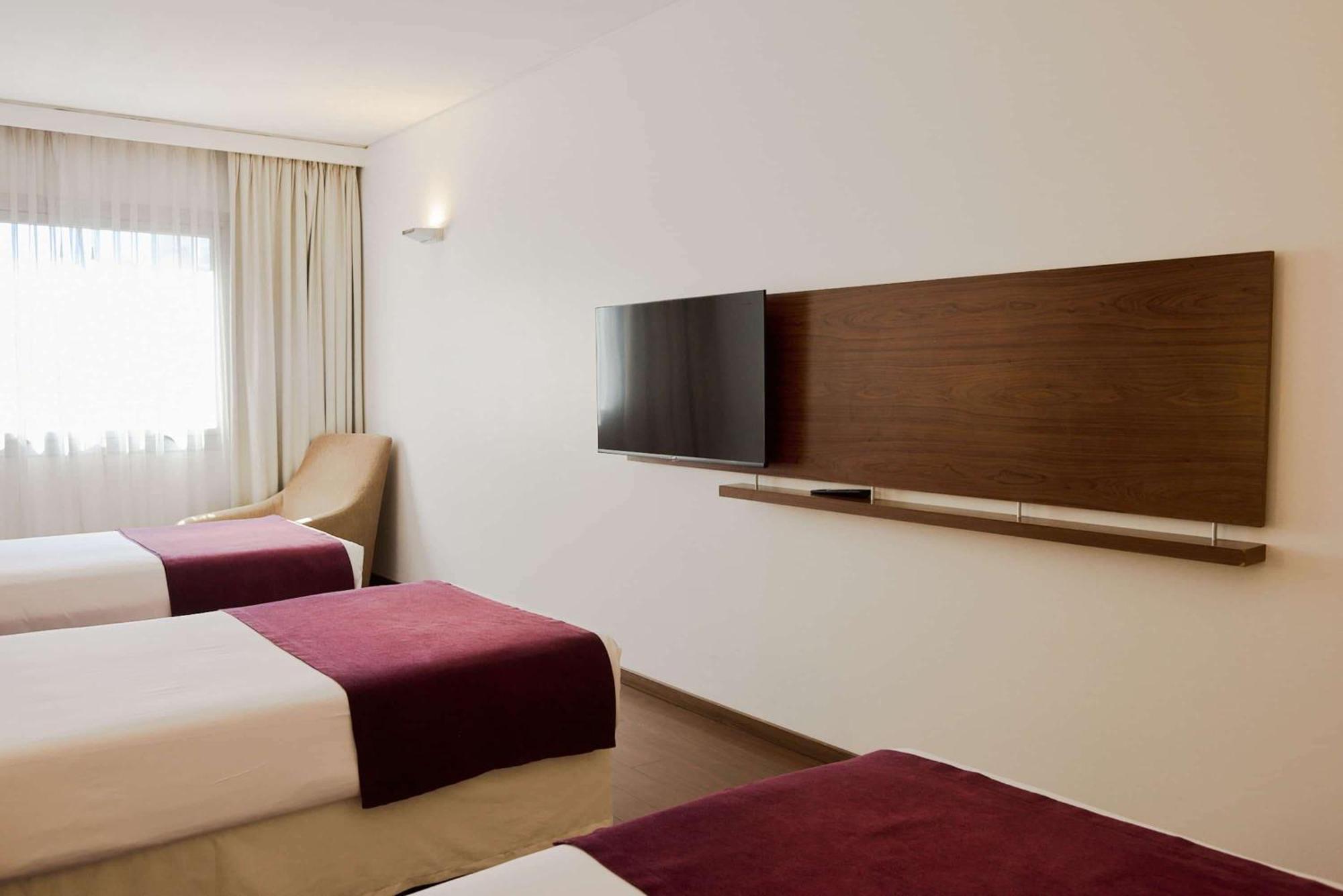 Dazzler By Wyndham Buenos Aires Maipu Hotel ภายนอก รูปภาพ
